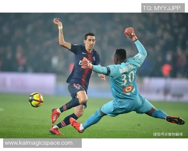 带尔字的足球明星们在绿茵场上的传奇故事与辉煌成就探秘