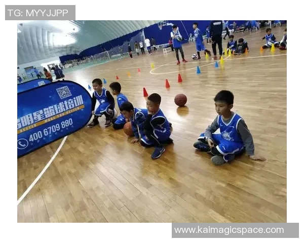 东方明星篮球培训学校助力年轻球员成长成才的全新篮球培训项目启动